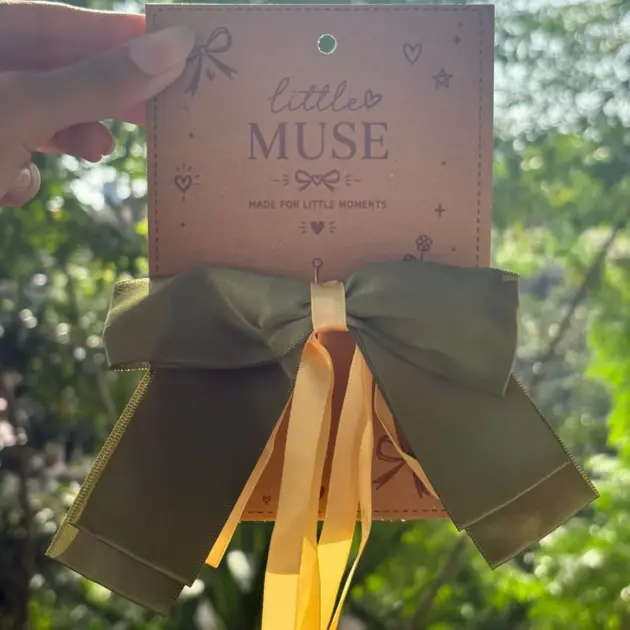 Green & Yellow Silk Tail Bow