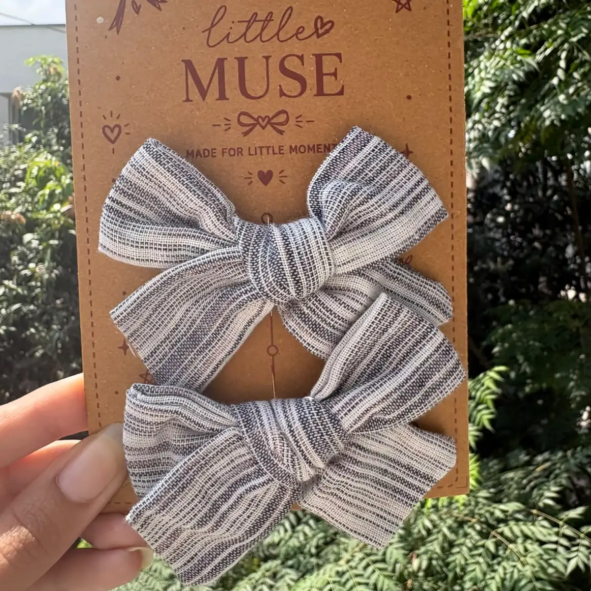 Fabric bow pair
